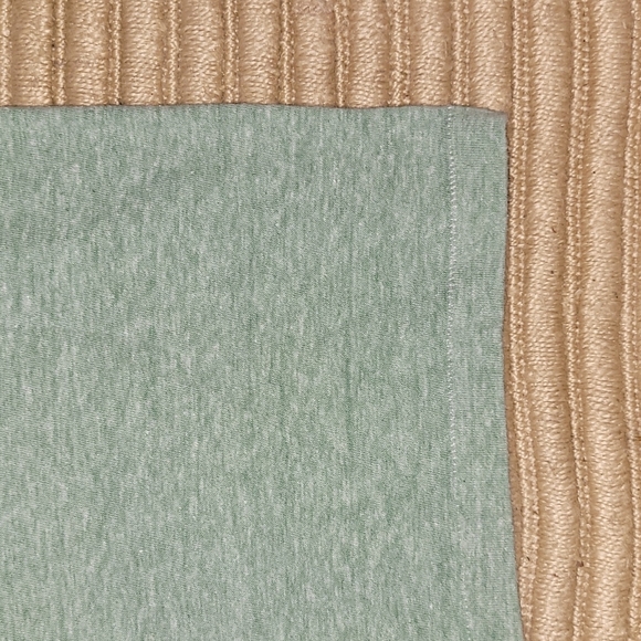 Vintage.  Made in the USA. 1979. Hanes. Children's size M 10-12. - Picture 7 of 7